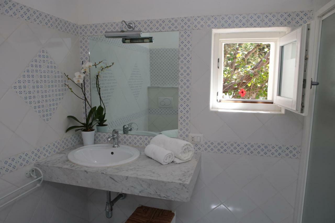 Sul Mare Sardegna Villa Mercedes Villasimius Bagian luar foto